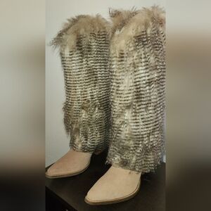 Dingo Faux Fur Boots with Cream and Gray Accents